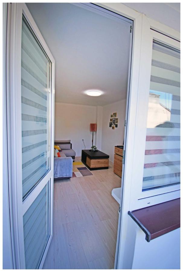 Color24 Centrum Nisko Lägenhet Exteriör bild